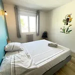 La Treille Cozy Basement In Provence Apartamento *